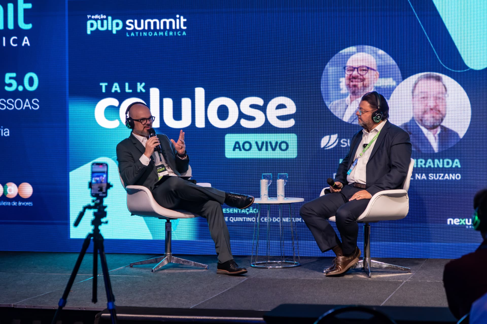 Talk Celulose ao vivo no palco do Summit